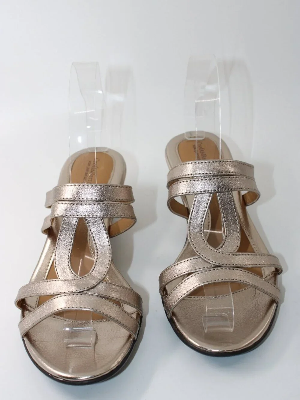 Croft &Barrow NWT Women Sandals Metallic Gold 8M Cushion Casual Hoop & L Wedge